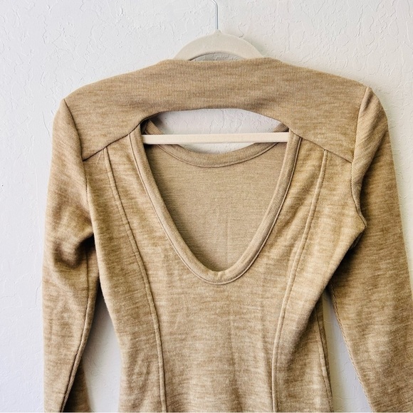 Wilfred Oatmeal Colored House Medium - Picture 5 of 11